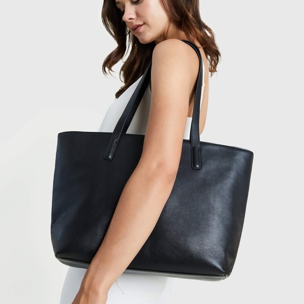 NWOT Quince Classic Italian Leather Tote